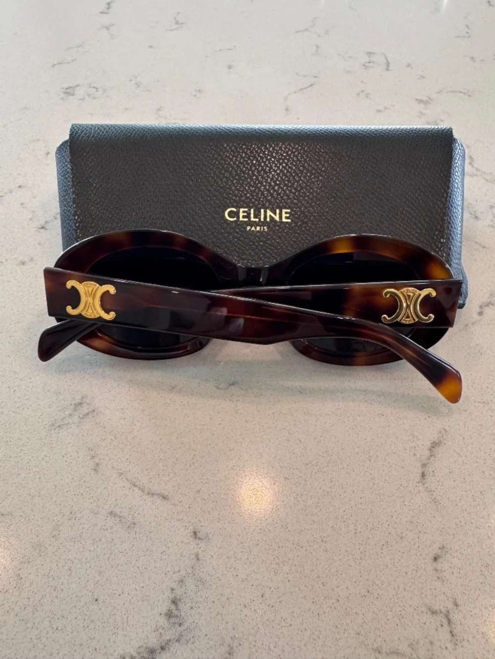 Celine Triomphe  01 SUNGLASSES IN ACETATE Oval Sunglasses with Gold Accent - Picture 3 of 10